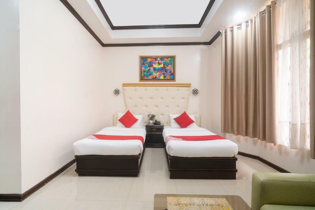 Oyo 197 Sunny Point Hotel Davao City Eksteriør billede
